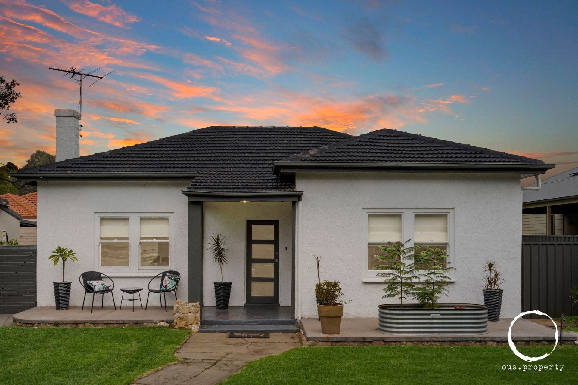 27 Mooringe Avenue, Plympton, Plympton - Thumbnail 2