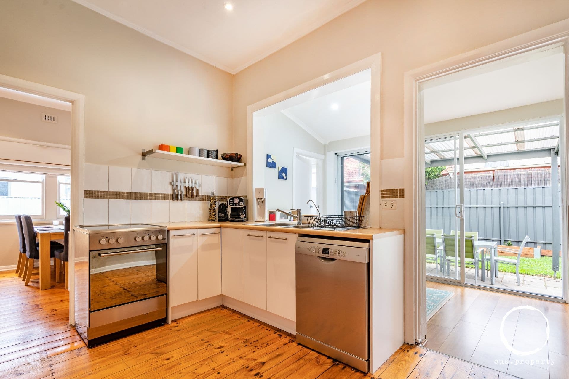 27 Mooringe Avenue, Plympton, Plympton - Thumbnail 4