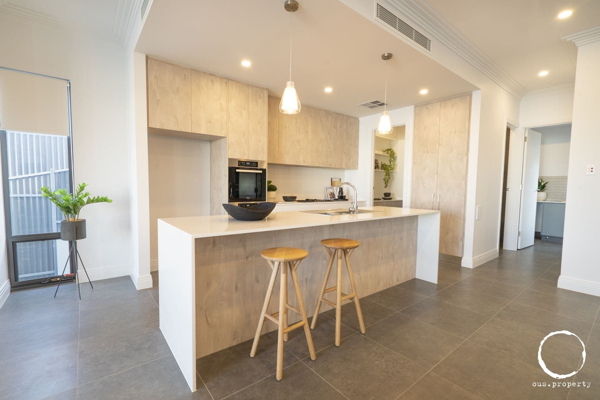 403 Military Road, Henley Beach, Henley Beach - Thumbnail 5