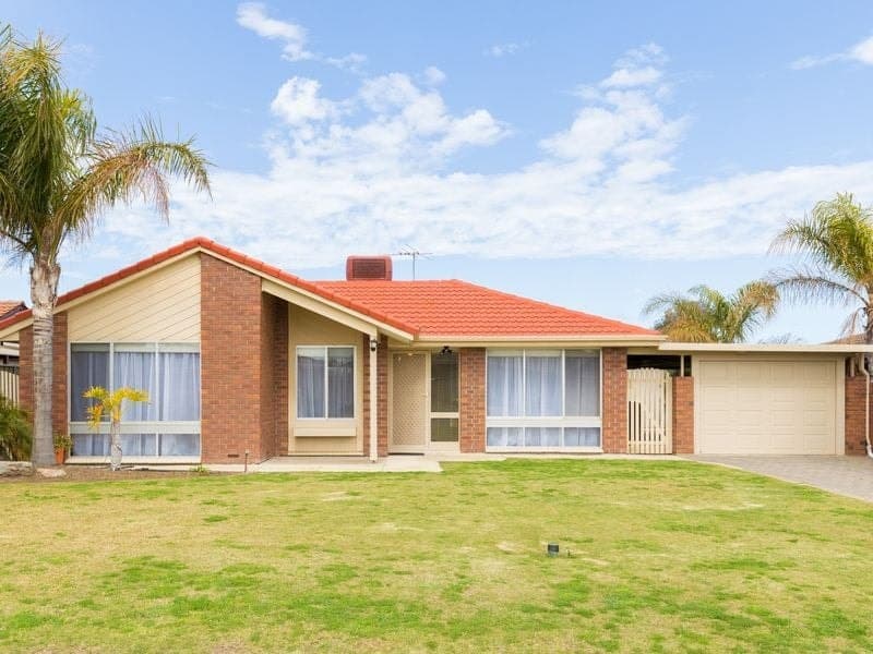 13 Woonda Crescent, North Haven, North Haven - Thumbnail 2