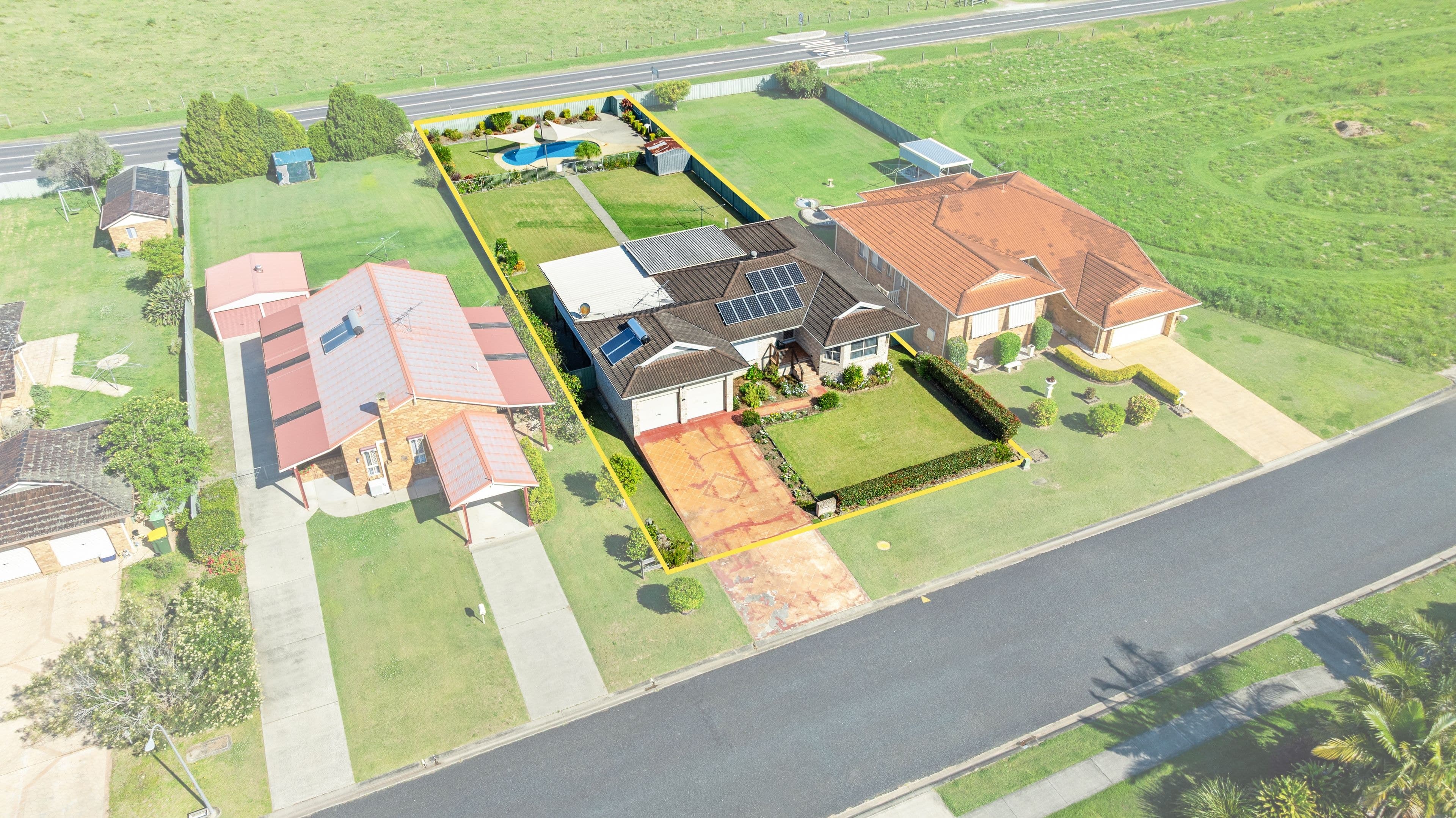 10 Lynhaven Crescent, Ulmarra NSW 2462, Ulmarra - Thumbnail 2