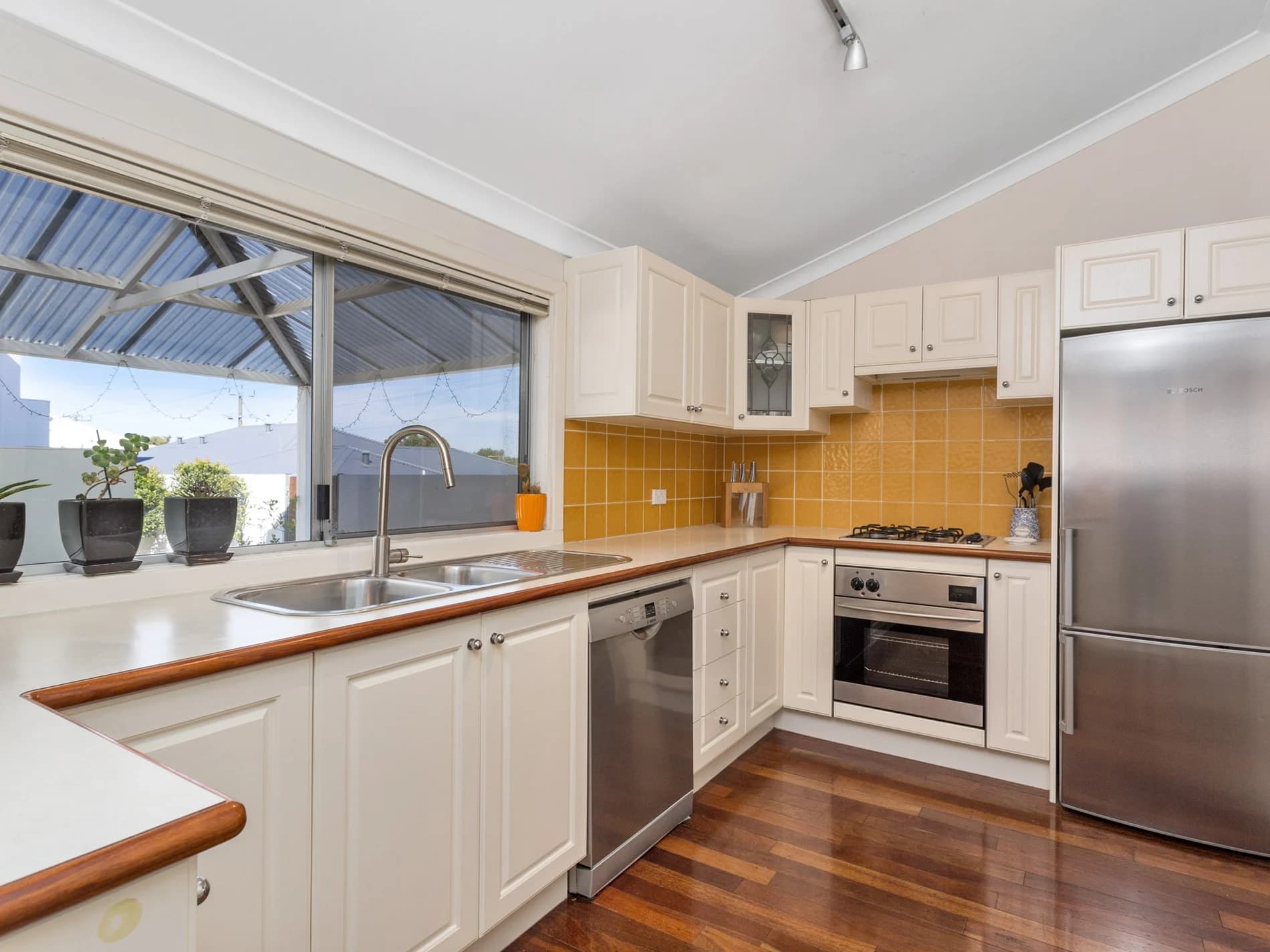 6/27 Falkirk Avenue, MAYLANDS WA 6051, Bedford - Thumbnail 4