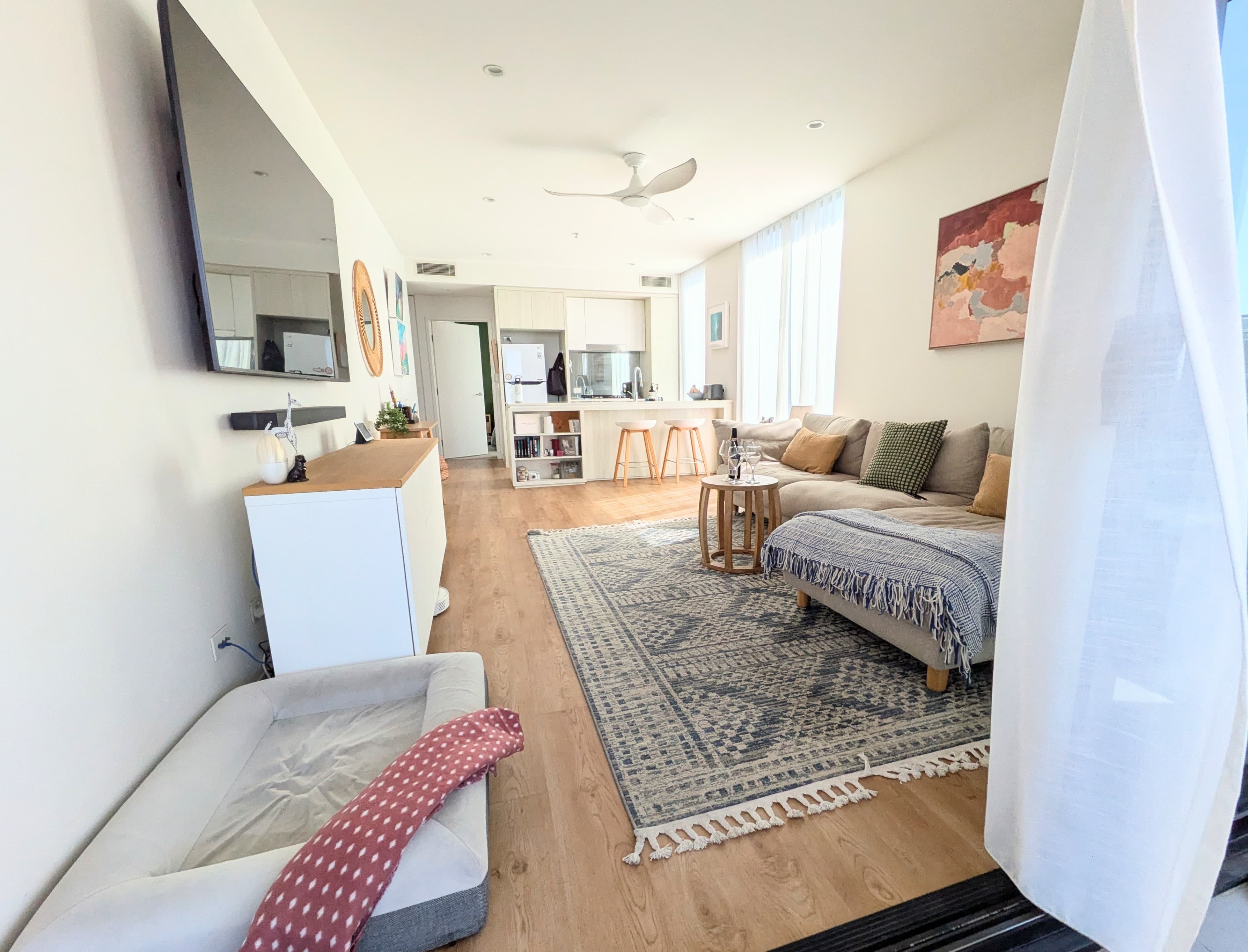 502/12 Cunningham Street, Newstead - Image 1