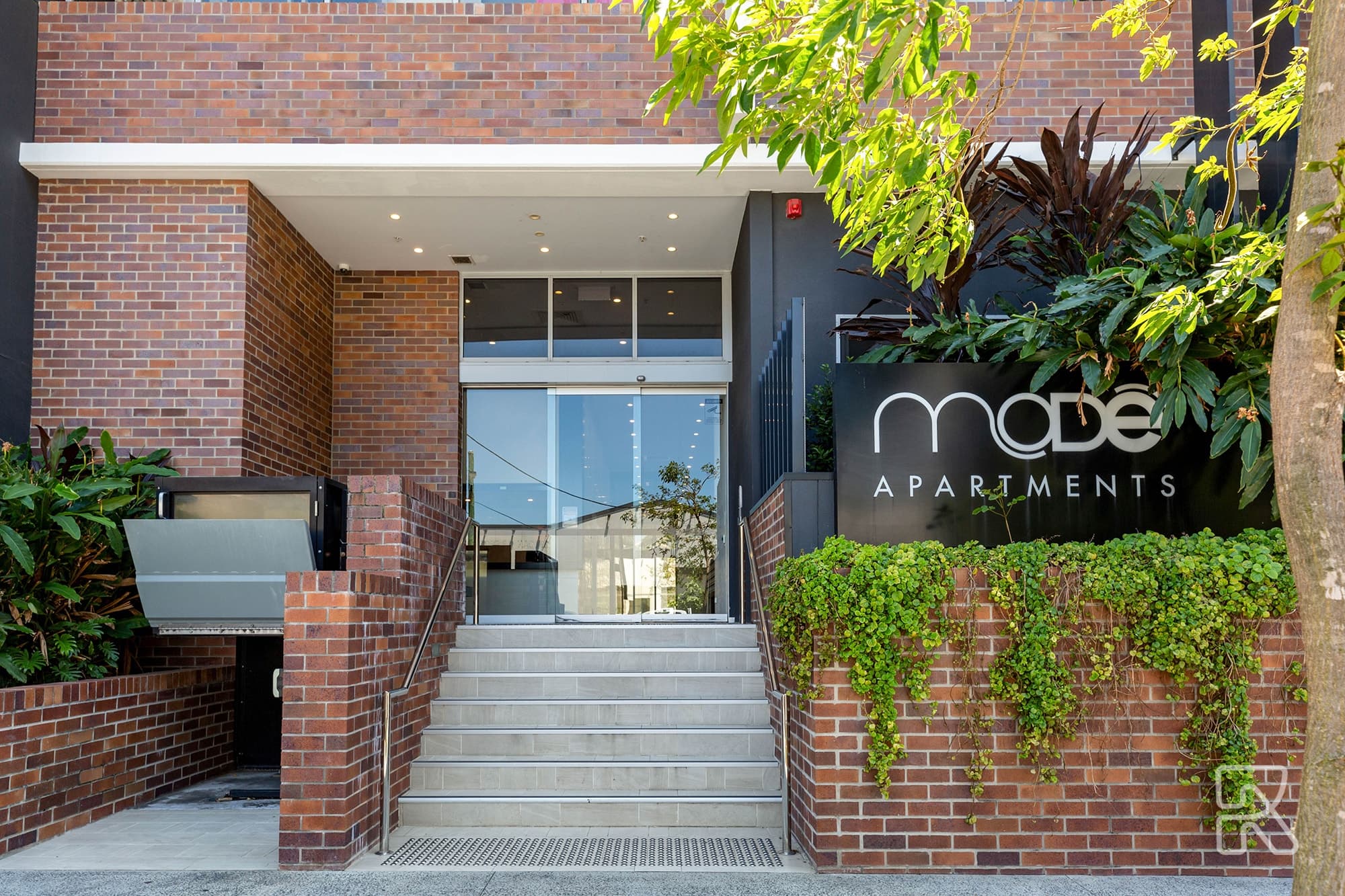 205/42 Wyandra Street, Newstead - Image 1