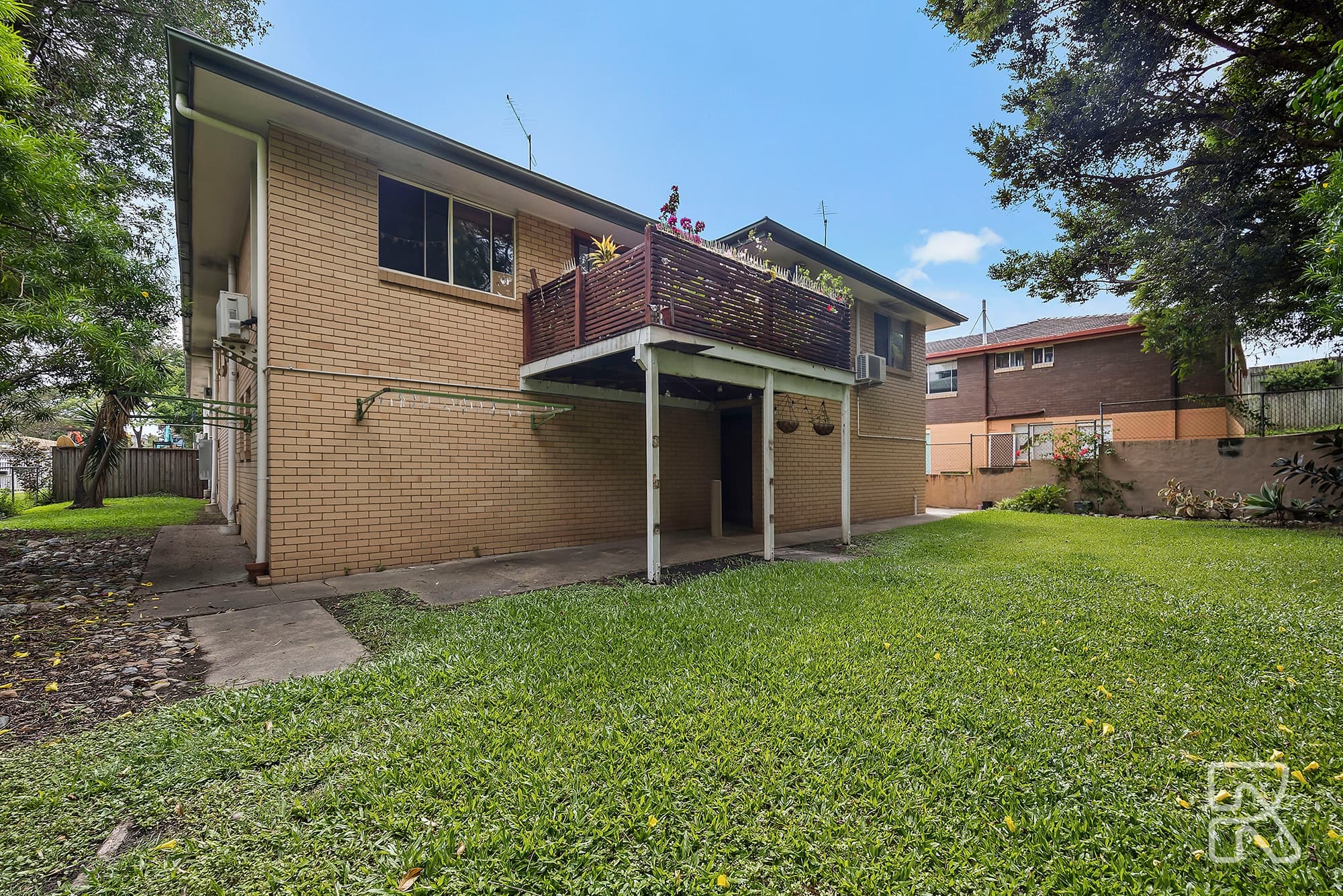 2/57 Eliza Street, Clayfield - Image 1