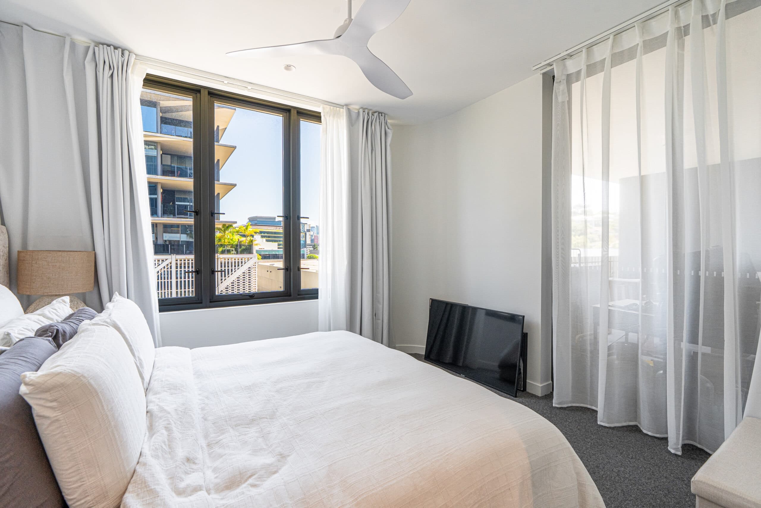 309/28 Austin Street, Newstead - Thumbnail 2