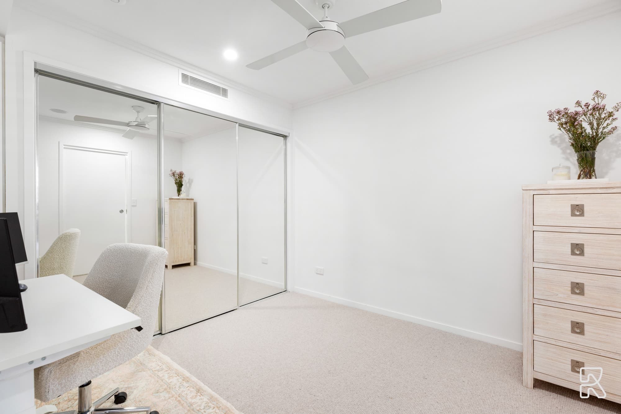 1111/42 Wyandra Street, Newstead - Thumbnail 2