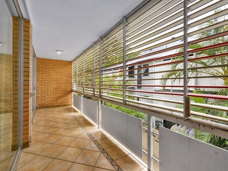 2/64 Moreton Street, New Farm - Thumbnail 4