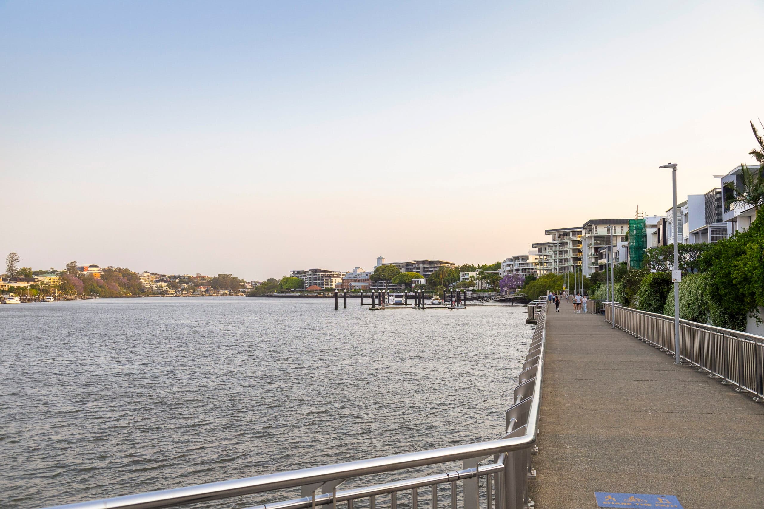61/135 Macquarie Street, Teneriffe - Image 1