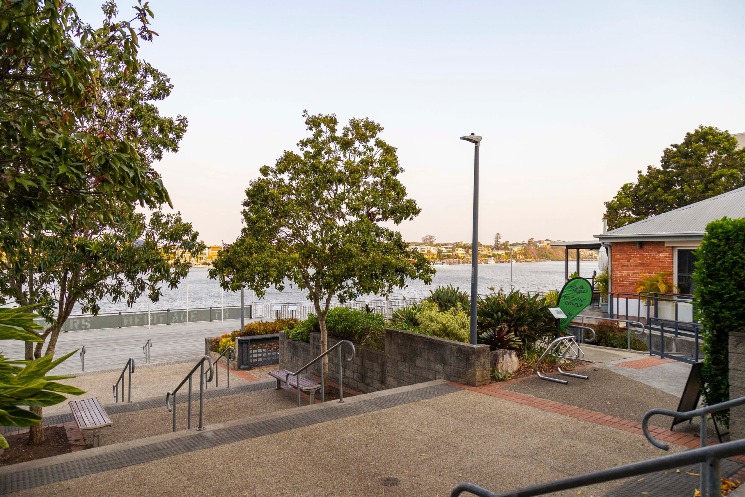 61/135 Macquarie Street, Teneriffe - Thumbnail 2