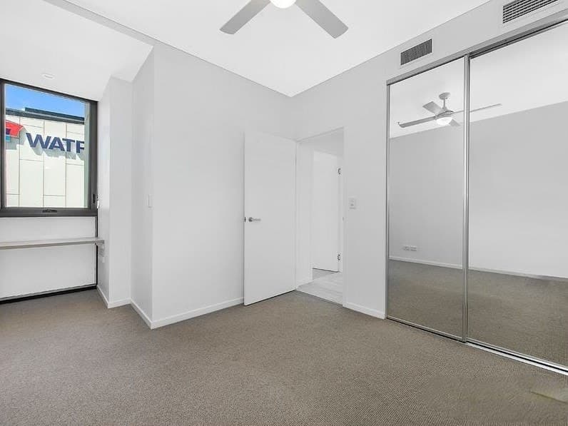 705/10 Stratton Street, Newstead - Thumbnail 6