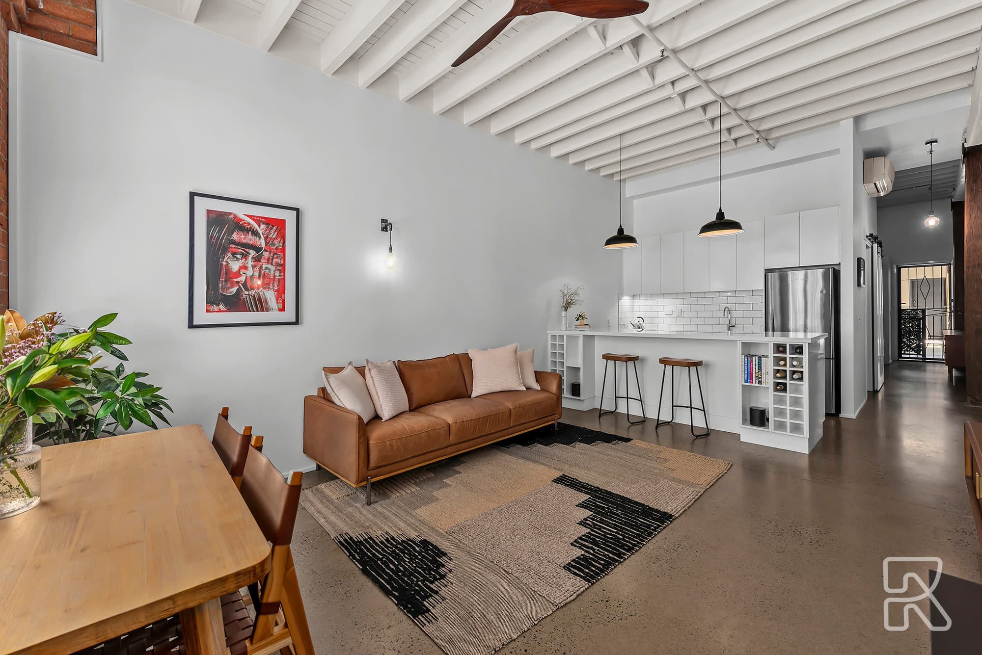 19/53 Vernon Tce, Teneriffe - Image 1
