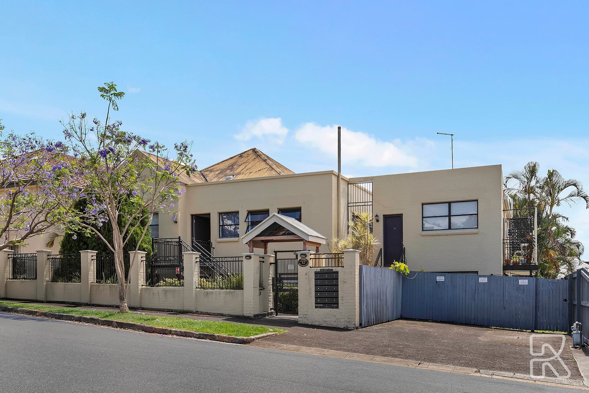 2/12 Bailey Street, New Farm - Thumbnail 2