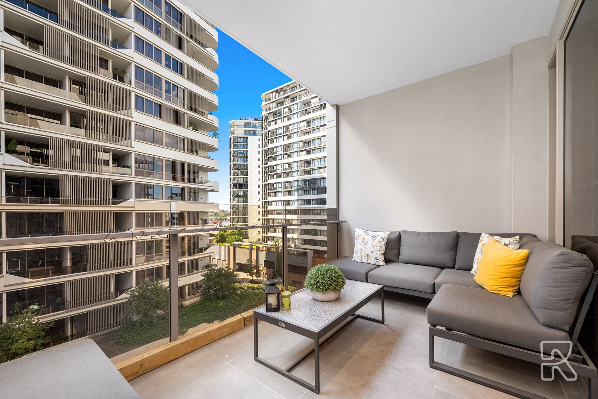 1601/17 Longland Street, Newstead - Thumbnail 3