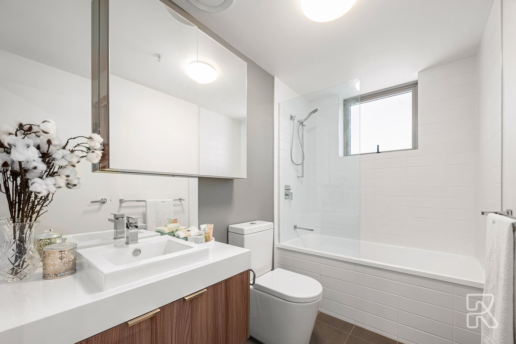 1601/17 Longland Street, Newstead - Thumbnail 4