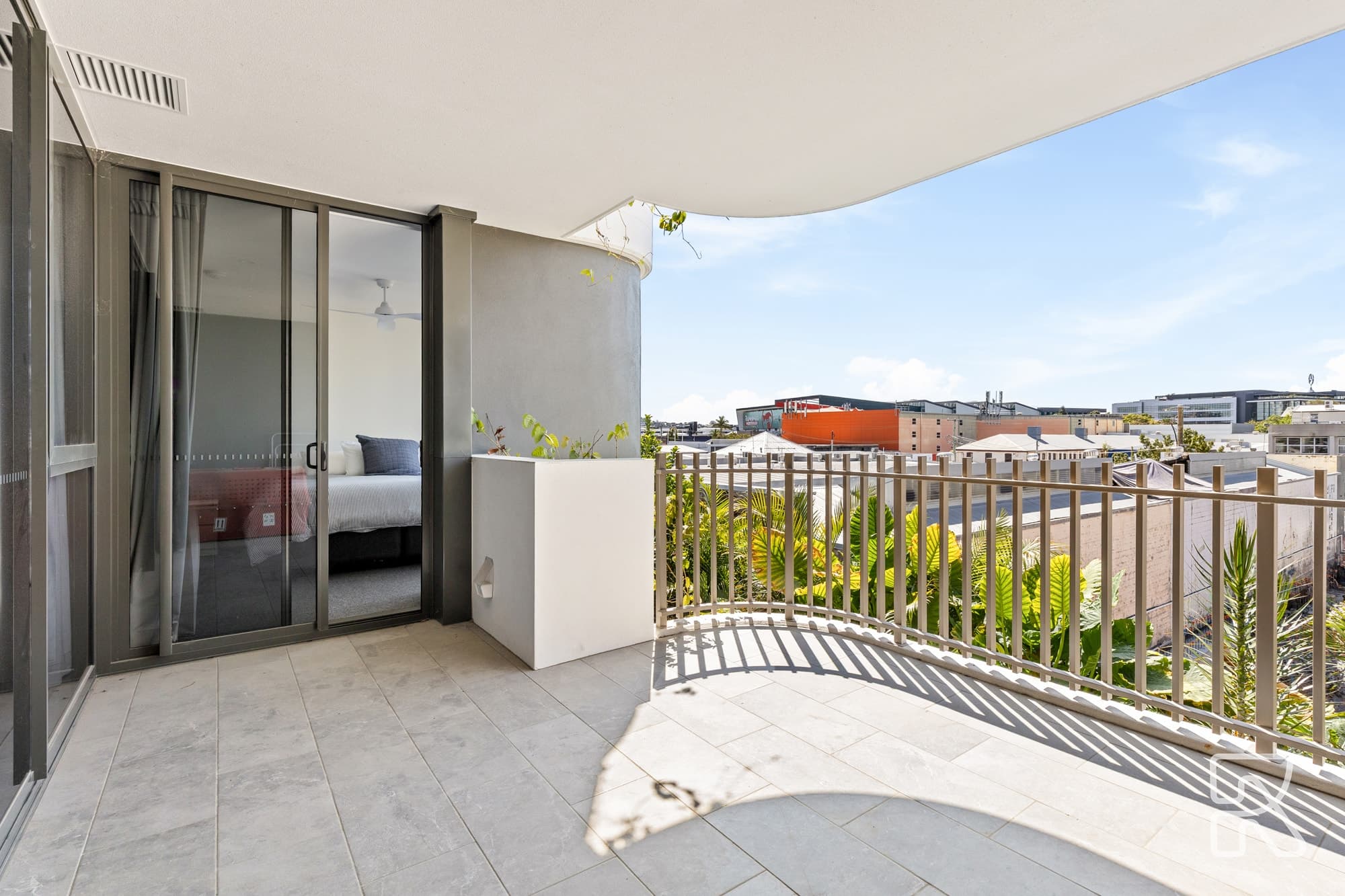 204/28 Austin Street, Newstead - Thumbnail 8
