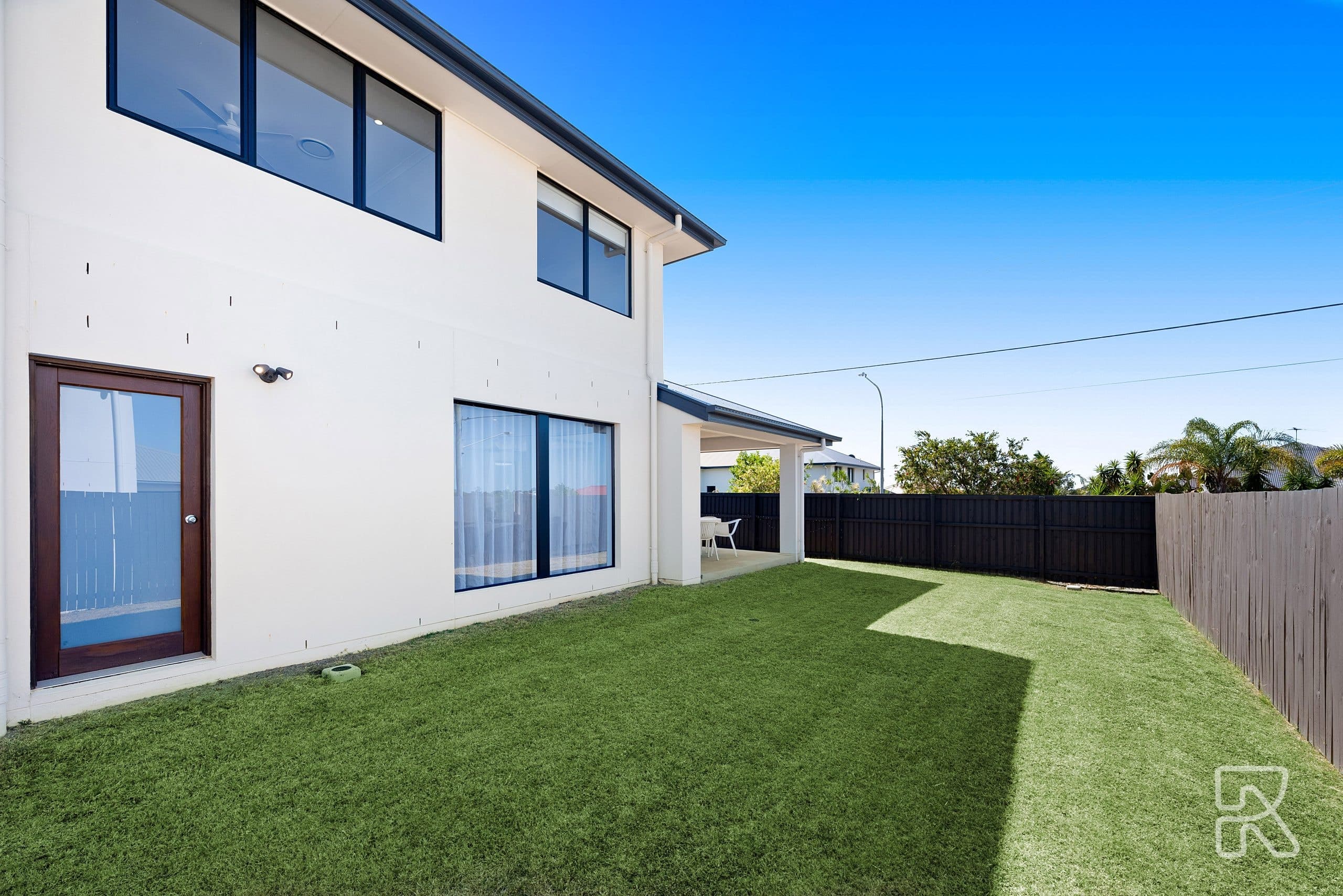 76 Levy Circuit, Bridgeman Downs - Thumbnail 2