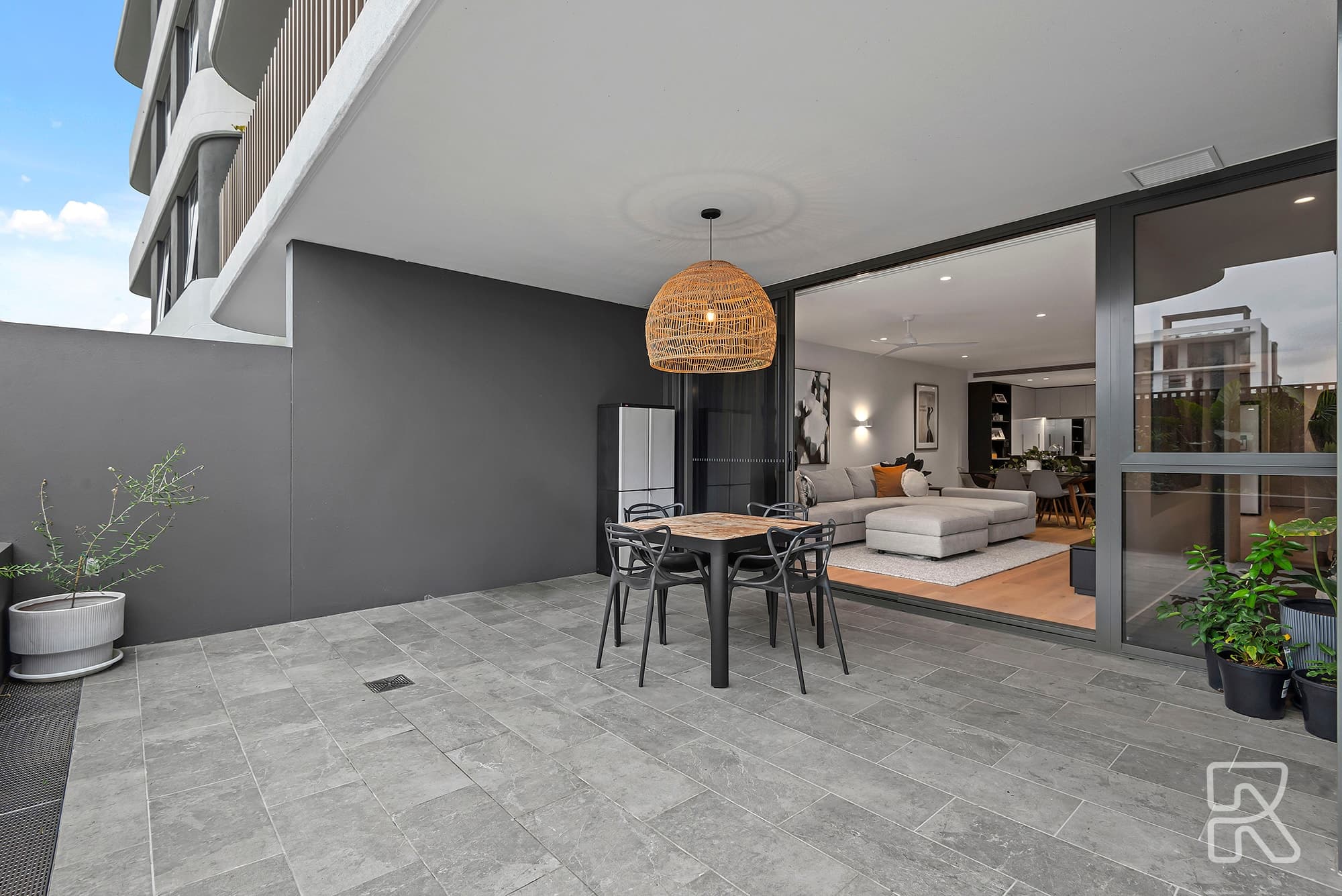104/28 Austin Street, Newstead - Image 1