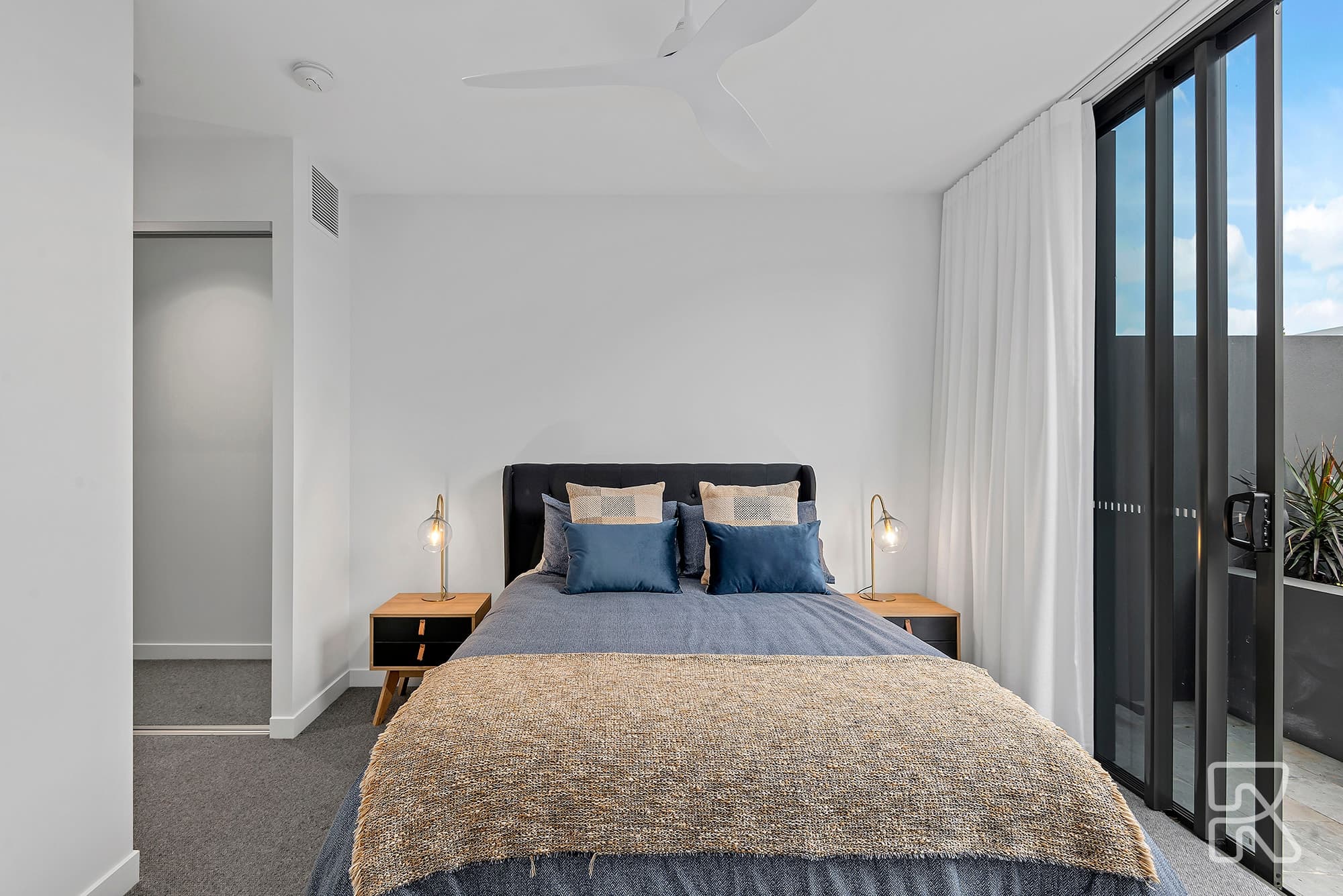 104/28 Austin Street, Newstead - Thumbnail 8