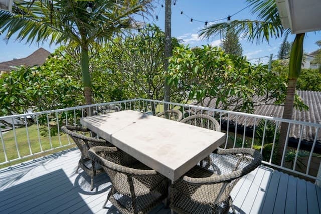 1/24 Seashell Avenue, Mermaid Beach - Image 1