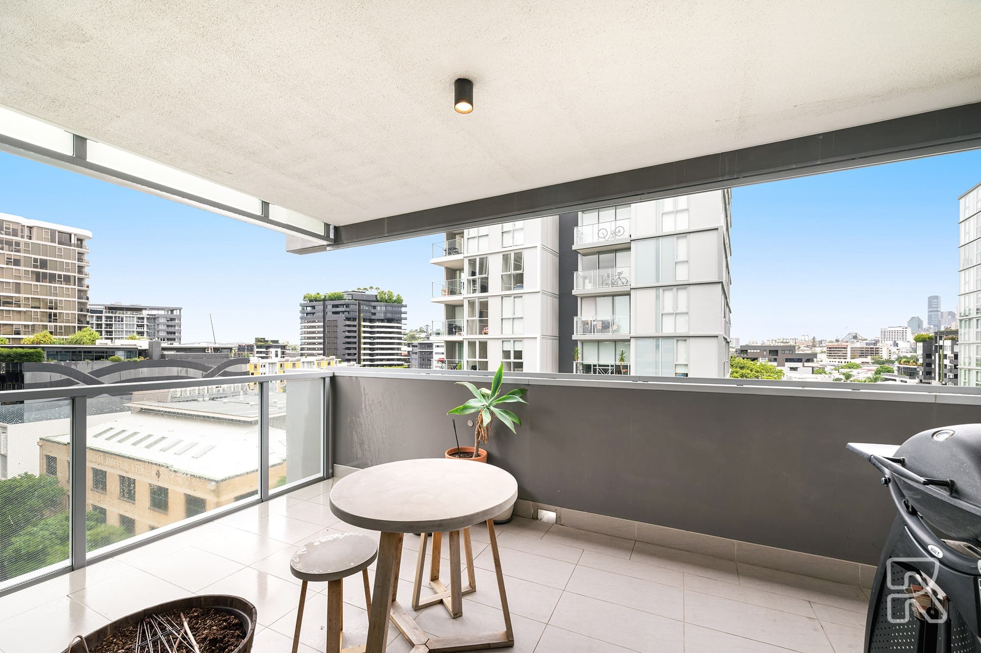 708/70 Longland Street, Newstead - Thumbnail 7