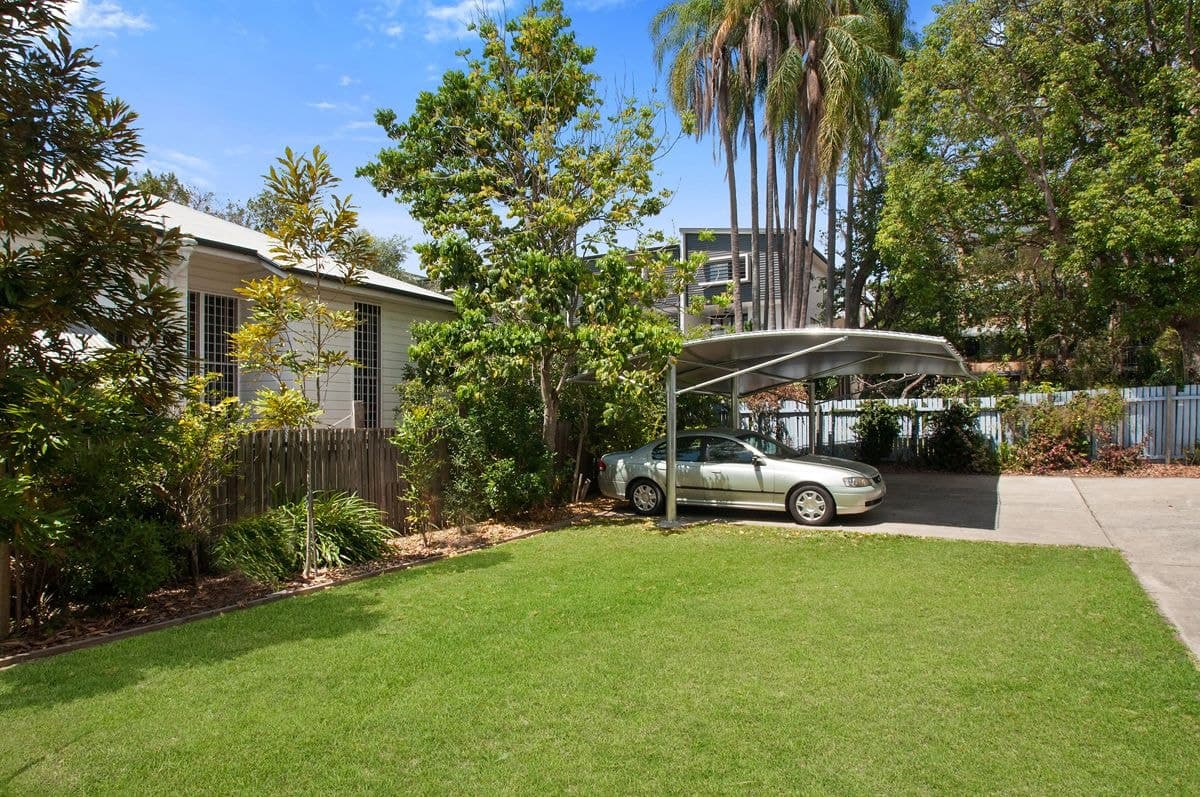 9/49 Sydney Street, New Farm - Thumbnail 2