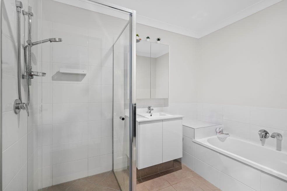 22/9 Springfield College Drive, Springfield - Thumbnail 2