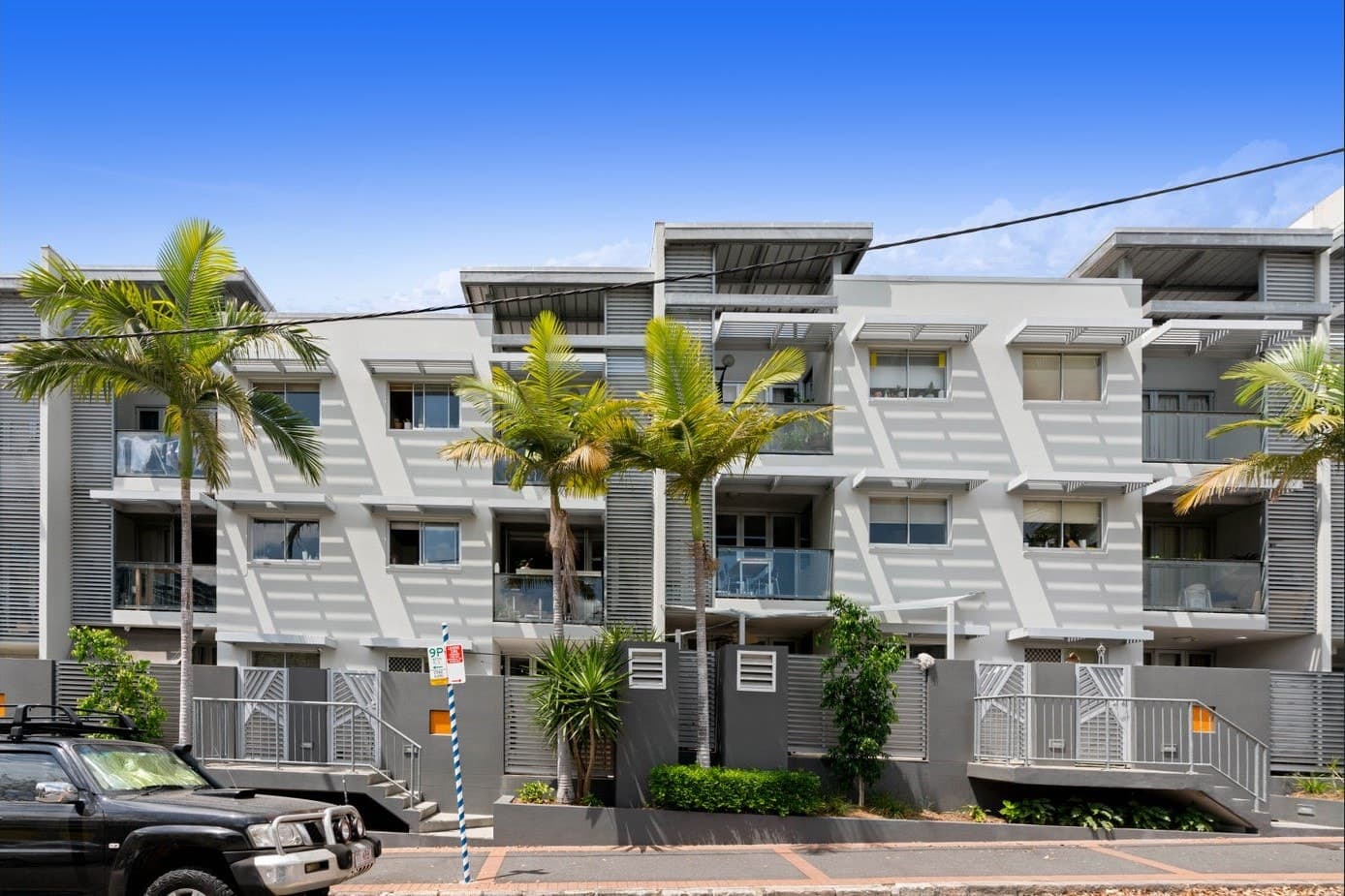 323/78 Arthur Street, Fortitude Valley - Image 1