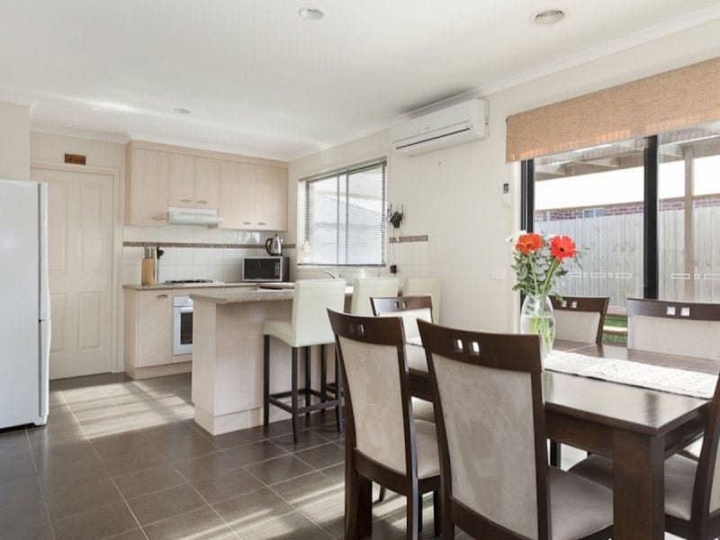 5 Nandaly Place Cranbourne West VIC, Cranbourne West - Thumbnail 5