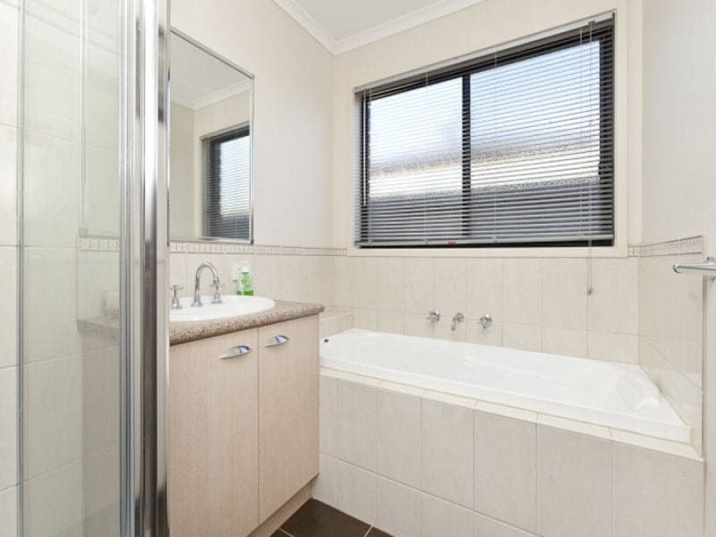 5 Nandaly Place Cranbourne West VIC, Cranbourne West - Thumbnail 7