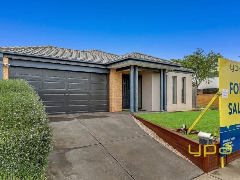 6 Parkdale Drive, LYNDHURST, Lyndhurst - Thumbnail 2