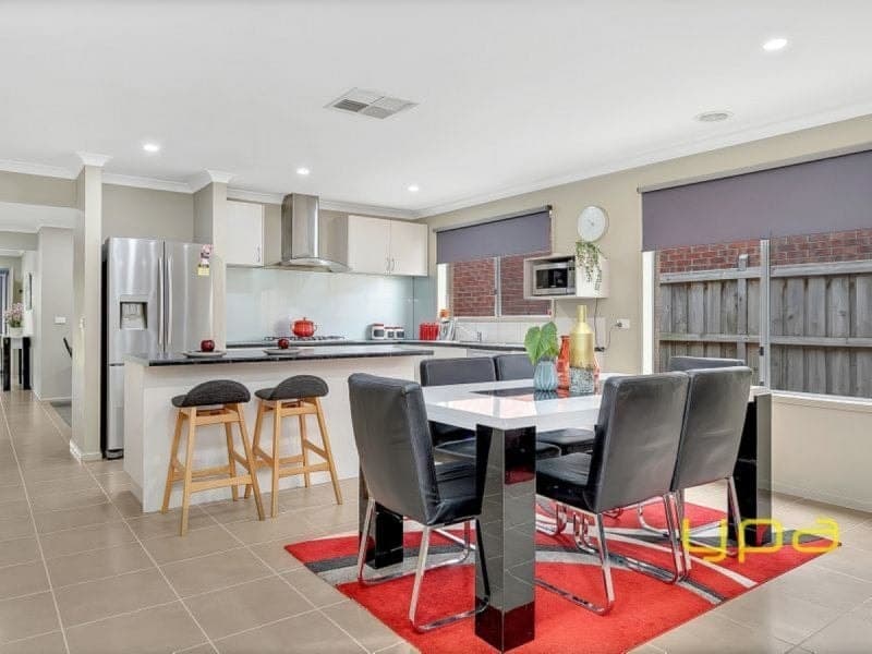6 Parkdale Drive, LYNDHURST, Lyndhurst - Thumbnail 7