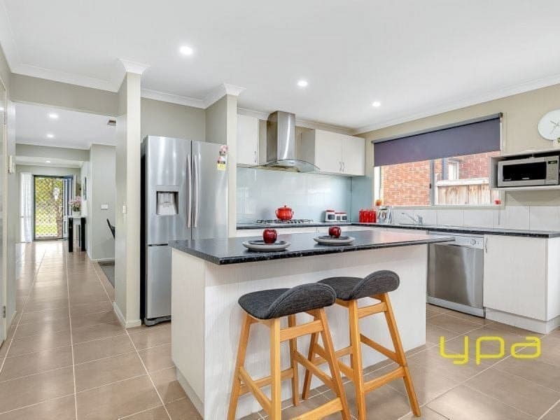 6 Parkdale Drive, LYNDHURST, Lyndhurst - Thumbnail 8