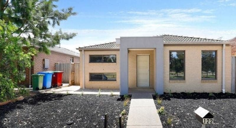 122 Sabel Drive, Cranbourne North, Cranbourne North - Image 1