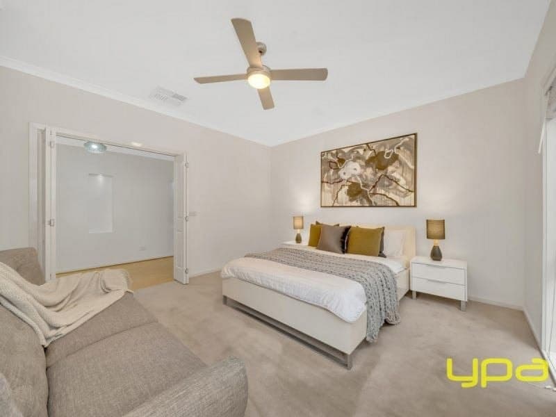42 Pegasus Road, CRANBOURNE WEST, Cranbourne West - Thumbnail 4