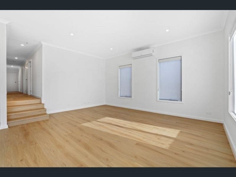 1/11 Lardner Road, Drouin, Drouin - Thumbnail 2