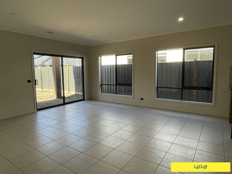 15 Nigella Street, Clyde, Clyde - Thumbnail 7