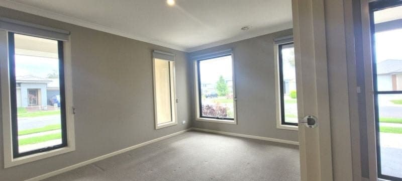 14 Highbury Road, Clyde North, Clyde North - Thumbnail 4