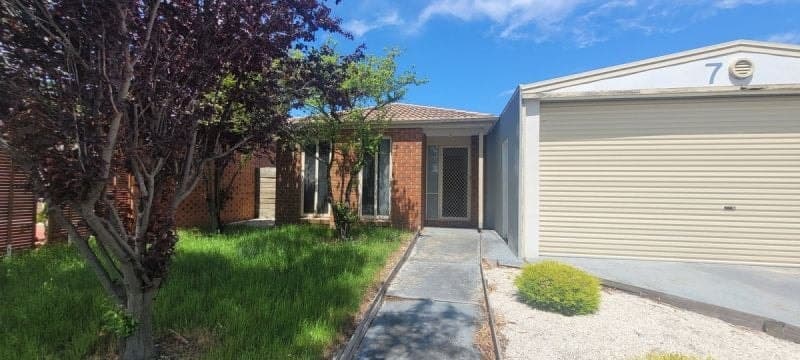 7 Amity Way, Cranbourne West, Cranbourne West - Image 1