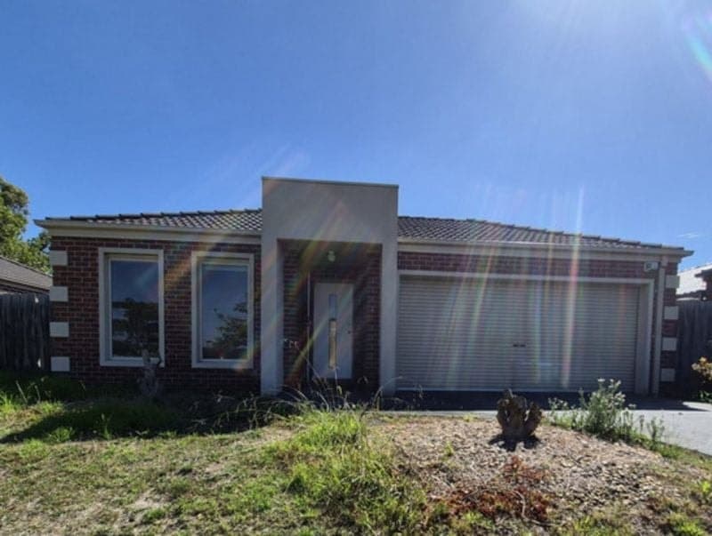12 Sandalwood Drive Pakenham VIC, Pakenham - Image 1