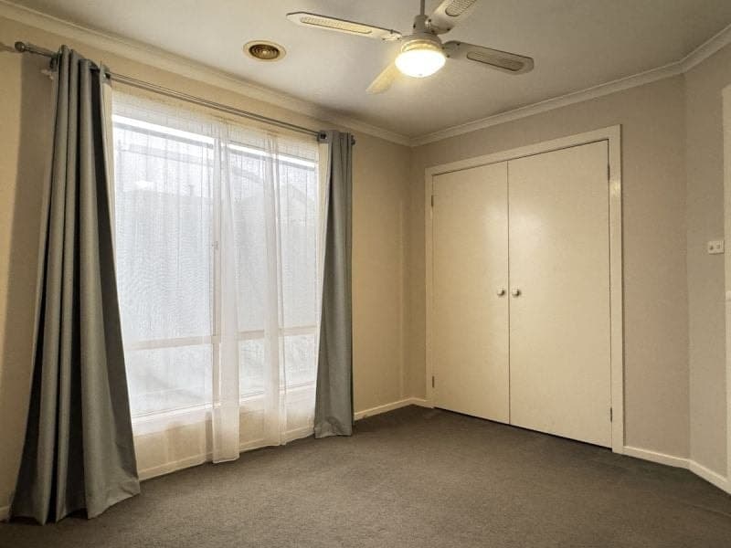 2 Karwarren Way, Cranbourne West, Cranbourne West - Thumbnail 8