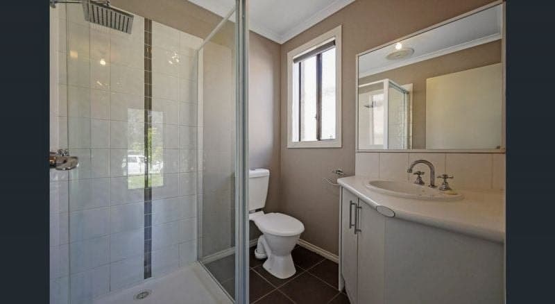 55 Fallingwater Drive, Pakenham, Pakenham - Thumbnail 6