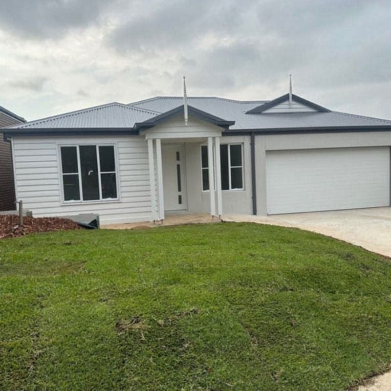 92 Ahern Road, Pakenham, Pakenham - Image 1