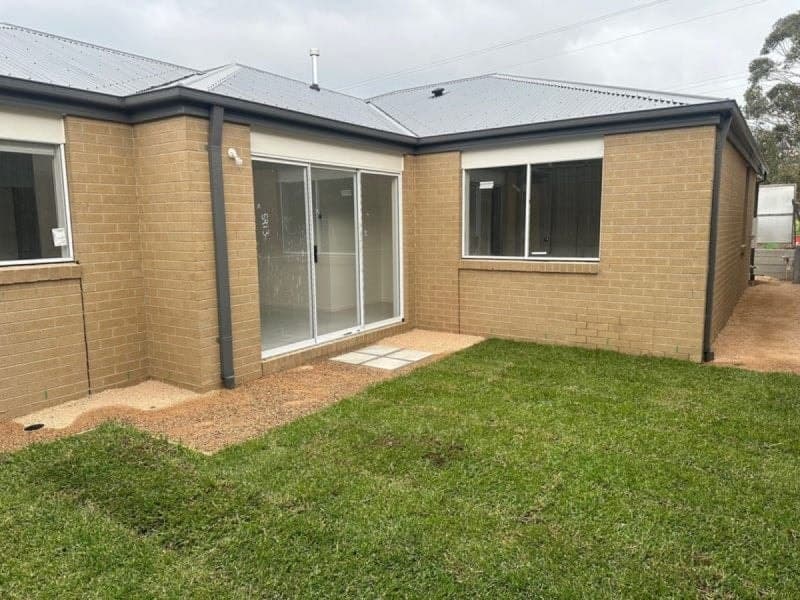 92 Ahern Road, Pakenham, Pakenham - Thumbnail 6