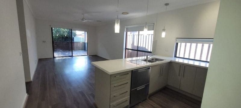 49 Avonbury Circuit, Cranbourne West, Cranbourne West - Thumbnail 5