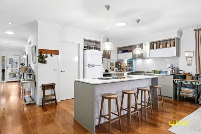 12 Percheron Way, Clyde North, Clyde North - Thumbnail 7