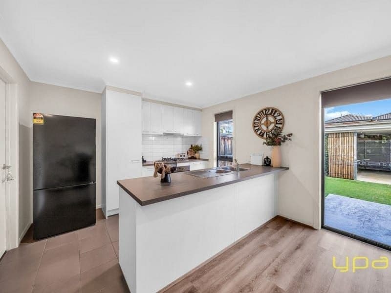76 Green Gully Road, CLYDE, Clyde - Thumbnail 6
