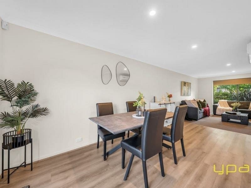 76 Green Gully Road, CLYDE, Clyde - Thumbnail 7