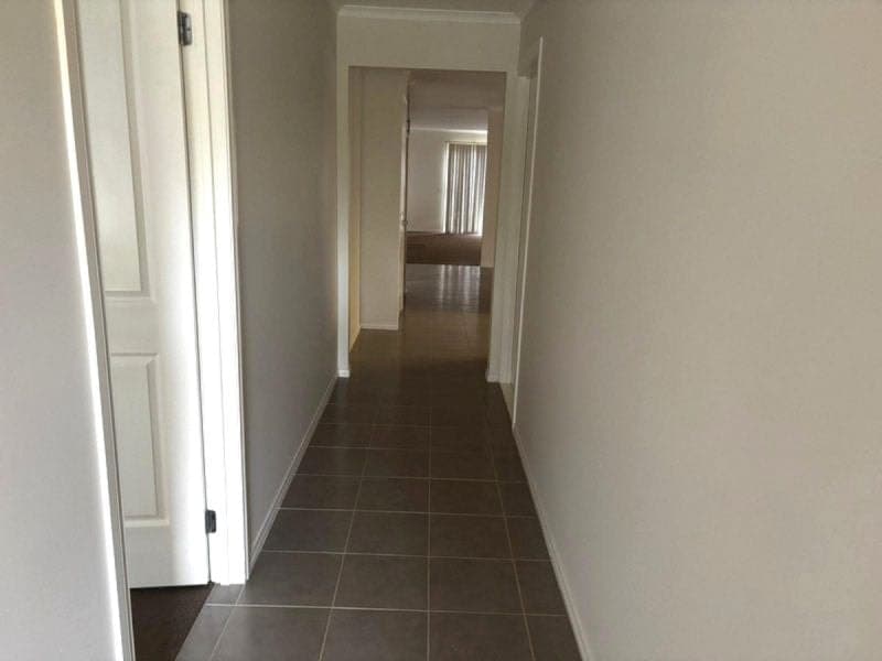 25 Bushranger Boulevard Cranbourne East VIC, Cranbourne East - Thumbnail 2