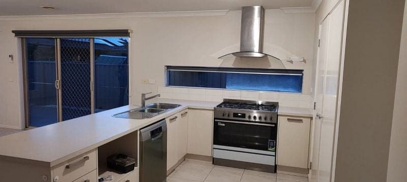 3 Tipperary Way Cranbourne East VIC, Cranbourne East - Thumbnail 4